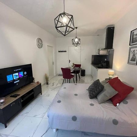 Le Dolce Vita - Centre Historique, Proche Toutes Commodites, Stationnement Aise, Wifi-Netflix Niort Ngoại thất bức ảnh